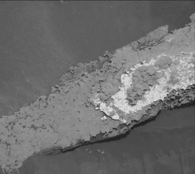 Sol 1688: Mast Camera (Mastcam)