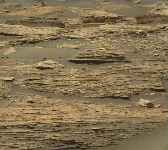 Sol 1688: Mast Camera (Mastcam)