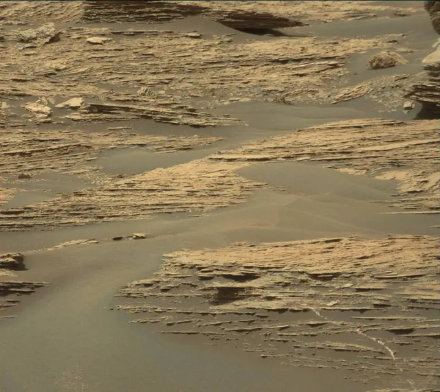 Sol 1688: Mast Camera (Mastcam)