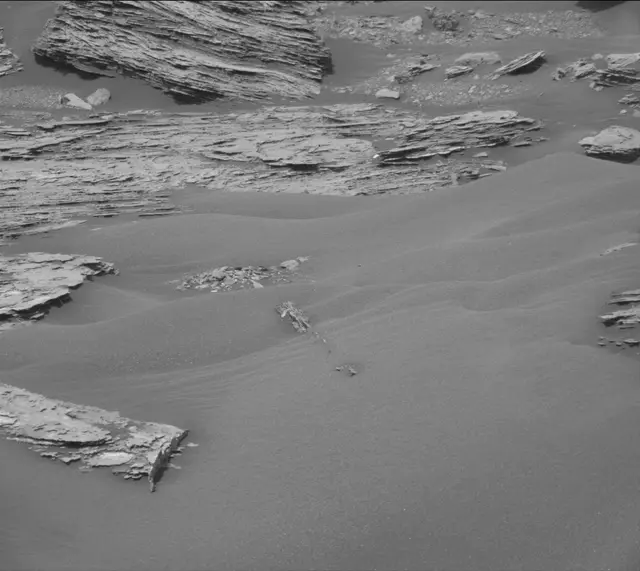 Sol 1688: Mast Camera (Mastcam)