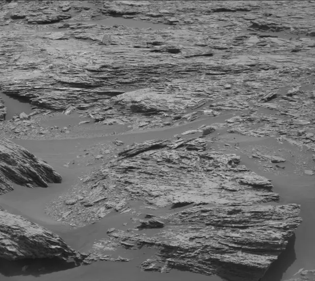 Sol 1689: Mast Camera (Mastcam)