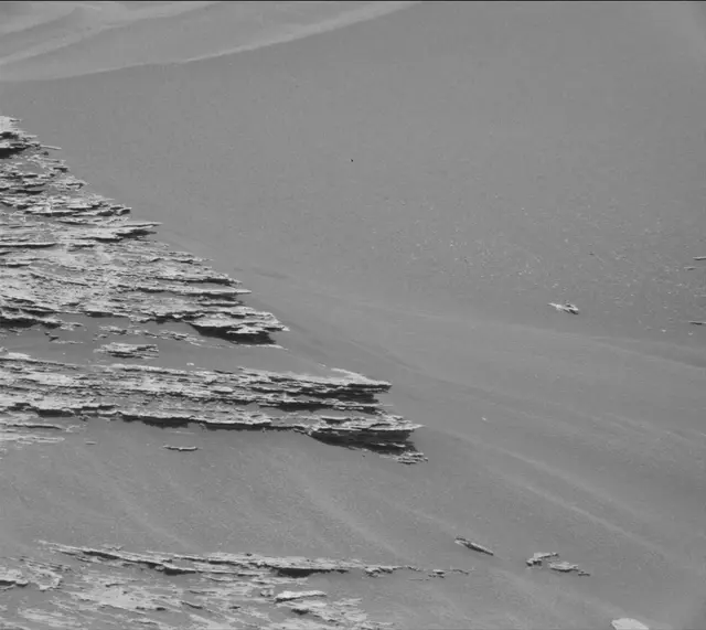 Sol 1689: Mast Camera (Mastcam)