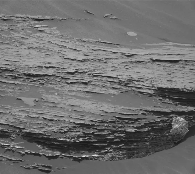 Sol 1689: Mast Camera (Mastcam)