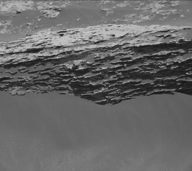 Sol 1689: Mast Camera (Mastcam)