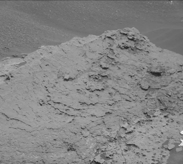 Sol 1689: Mast Camera (Mastcam)