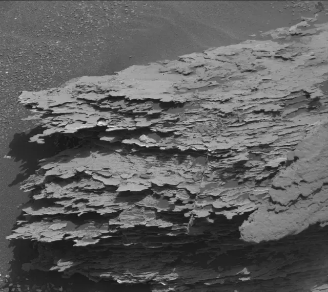 Sol 1689: Mast Camera (Mastcam)