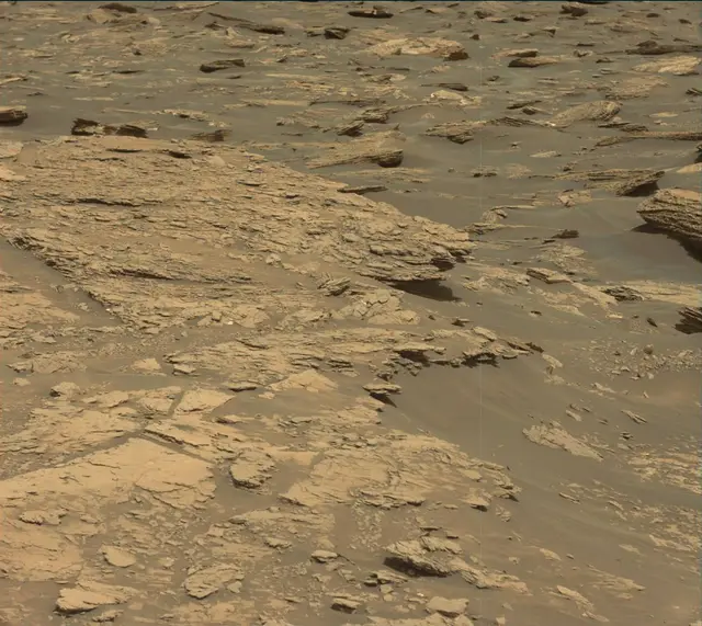 Sol 1690: Mast Camera (Mastcam)