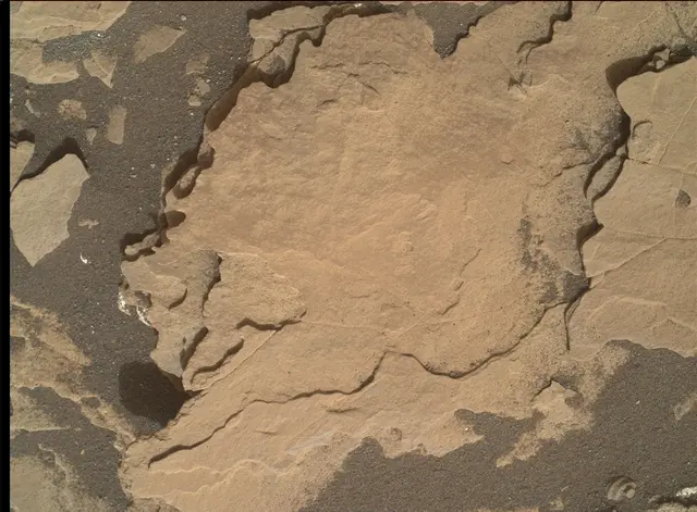 Sol 1692: Mars Hand Lens Imager (MAHLI)