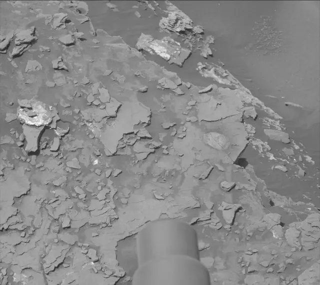 Sol 1696: Mast Camera (Mastcam)