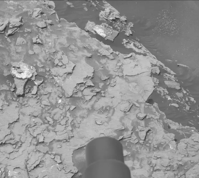 Sol 1696: Mast Camera (Mastcam)