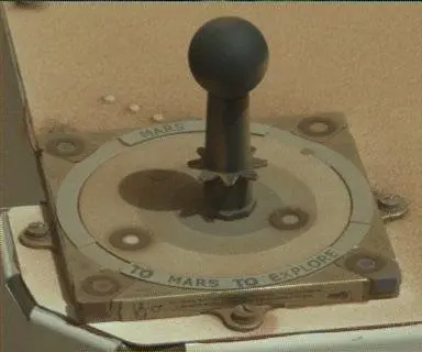 Sol 1696: Mast Camera (Mastcam)