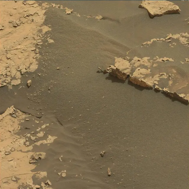 Sol 1696: Mast Camera (Mastcam)