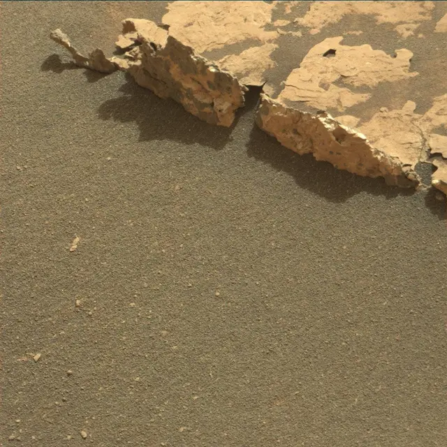 Sol 1696: Mast Camera (Mastcam)