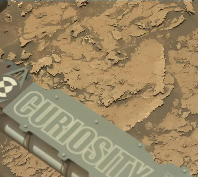 Sol 1698: Mast Camera (Mastcam)