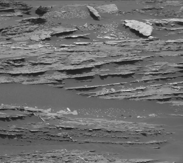 Sol 1698: Mast Camera (Mastcam)