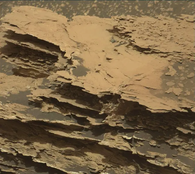 Sol 1700: Mast Camera (Mastcam)