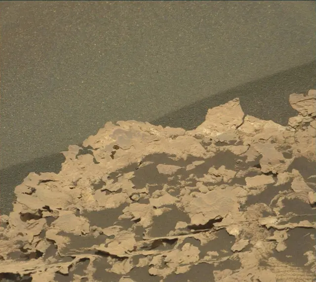 Sol 1702: Mast Camera (Mastcam)