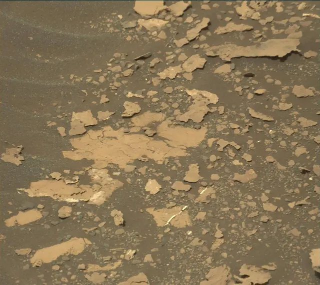 Sol 1702: Mast Camera (Mastcam)
