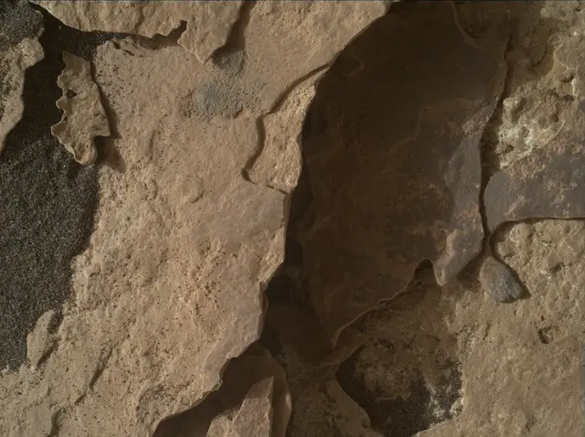 Sol 1702: Mars Hand Lens Imager (MAHLI)