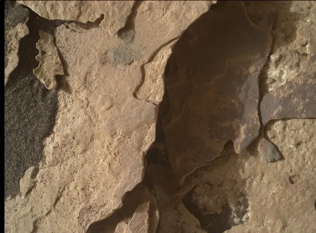 Sol 1702: Mars Hand Lens Imager (MAHLI)