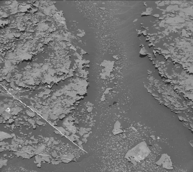 Sol 1703: Mast Camera (Mastcam)