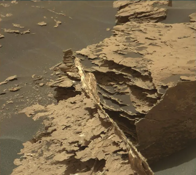 Sol 1705: Mast Camera (Mastcam)