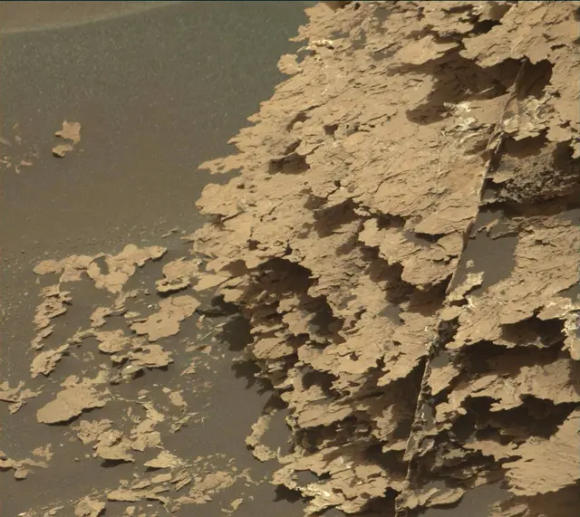 Sol 1705: Mast Camera (Mastcam)
