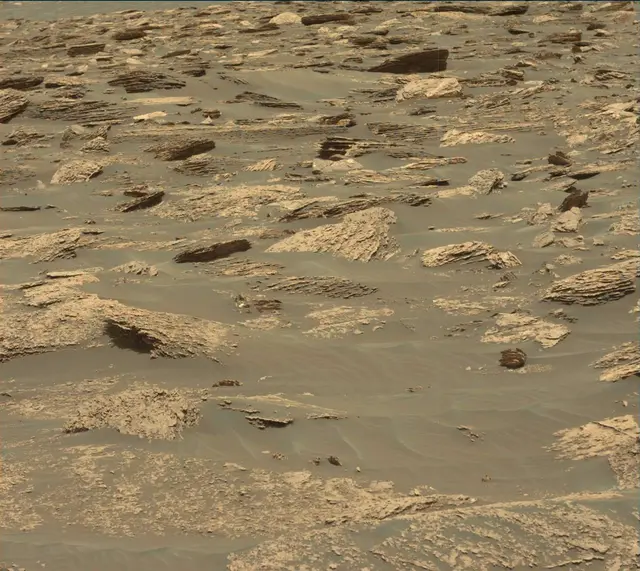 Sol 1707: Mast Camera (Mastcam)