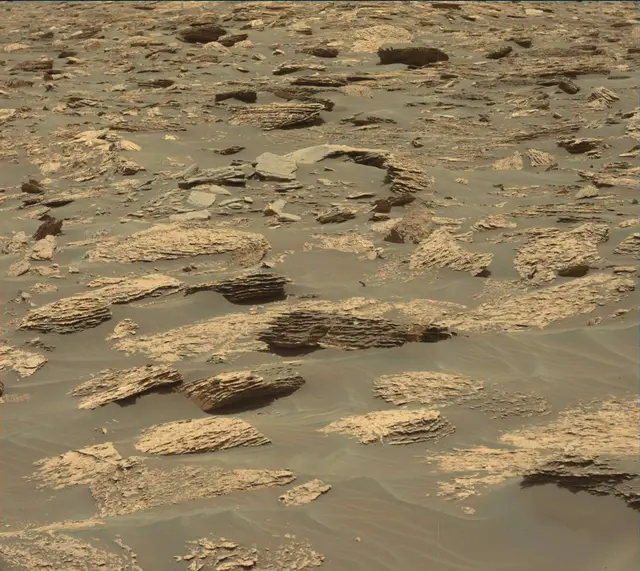 Sol 1707: Mast Camera (Mastcam)