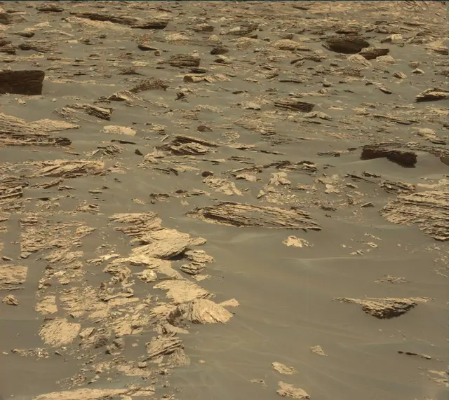 Sol 1712: Mast Camera (Mastcam)