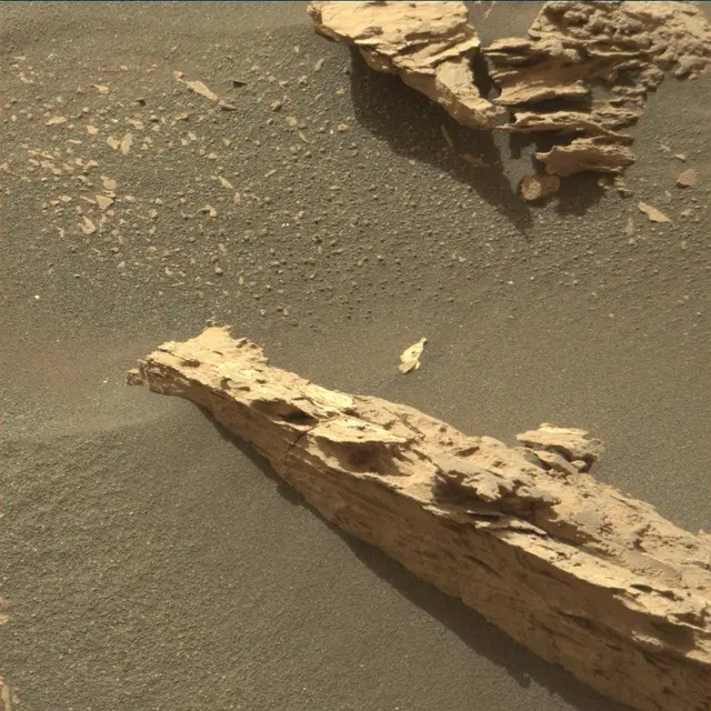 Sol 1712: Mast Camera (Mastcam)