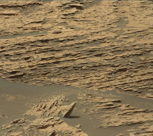 Sol 1714: Mast Camera (Mastcam)