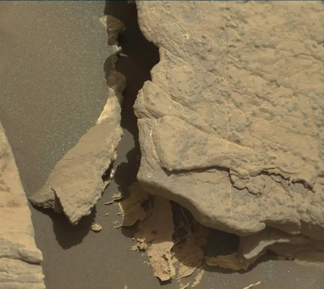 Sol 1714: Mast Camera (Mastcam)