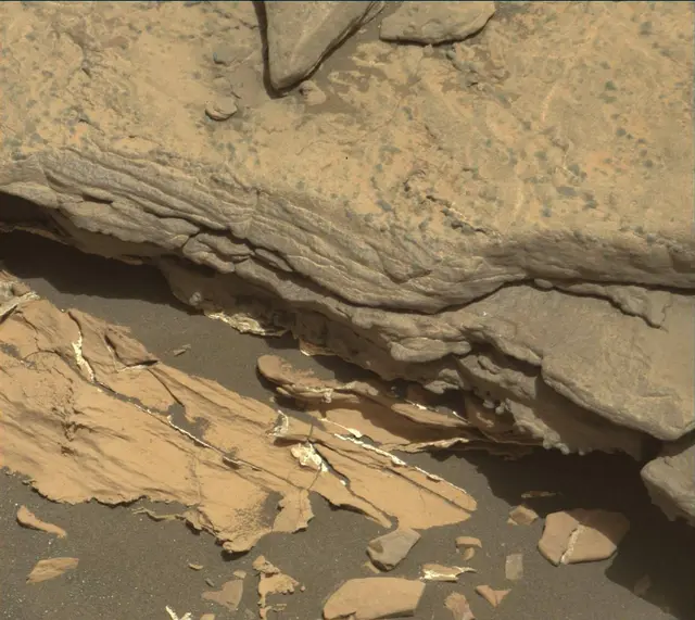 Sol 1714: Mast Camera (Mastcam)