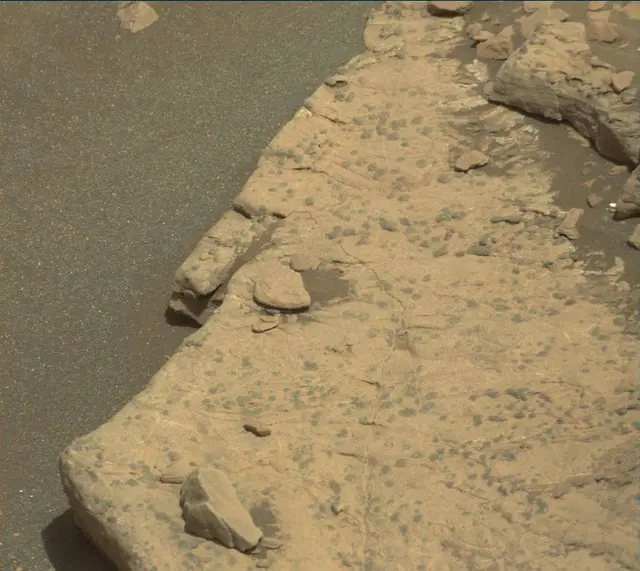 Sol 1714: Mast Camera (Mastcam)