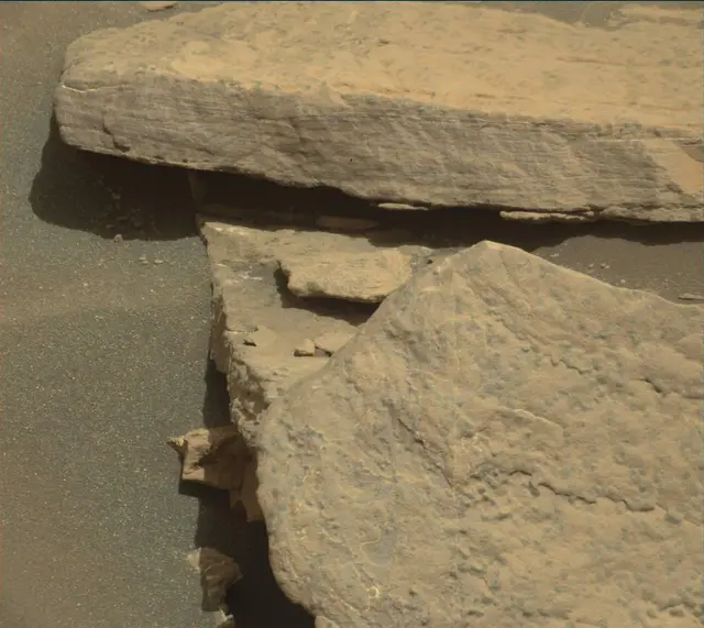 Sol 1714: Mast Camera (Mastcam)
