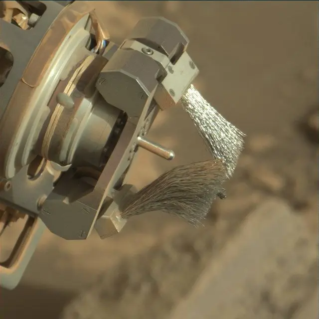 Sol 1715: Mast Camera (Mastcam)