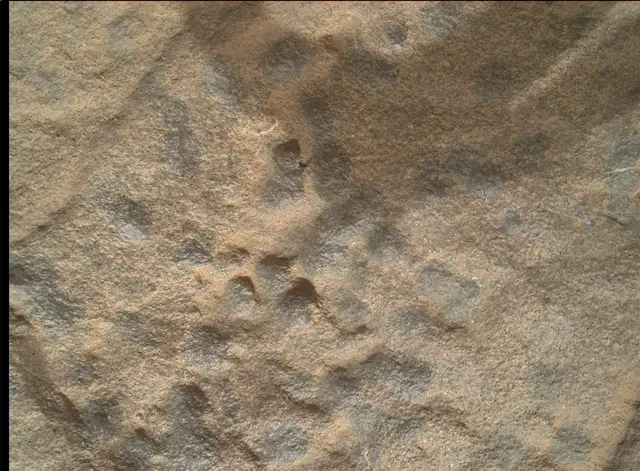 Sol 1715: Mars Hand Lens Imager (MAHLI)