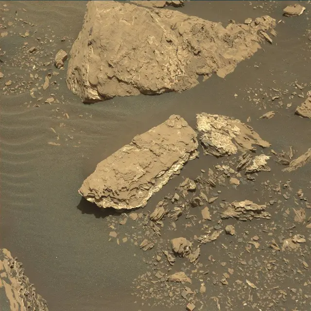 Sol 1717: Mast Camera (Mastcam)
