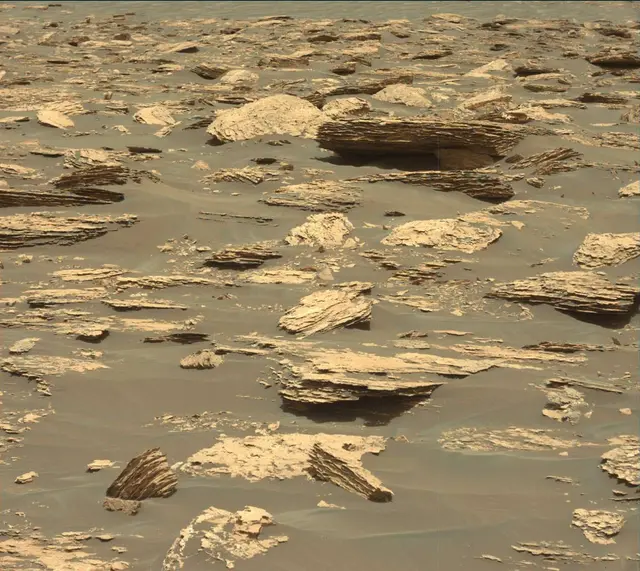 Sol 1718: Mast Camera (Mastcam)