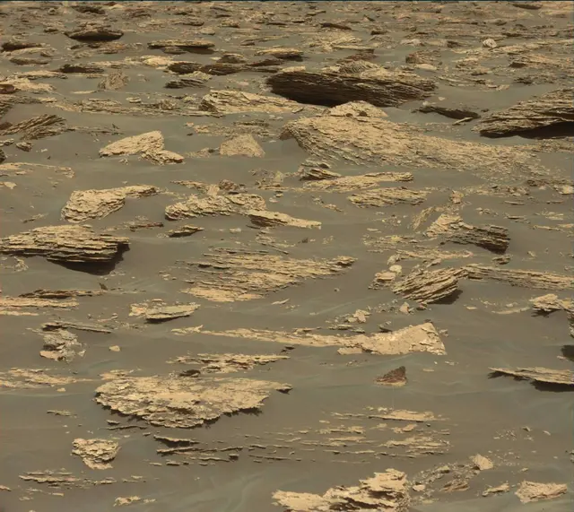 Sol 1718: Mast Camera (Mastcam)