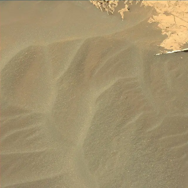Sol 1719: Mast Camera (Mastcam)