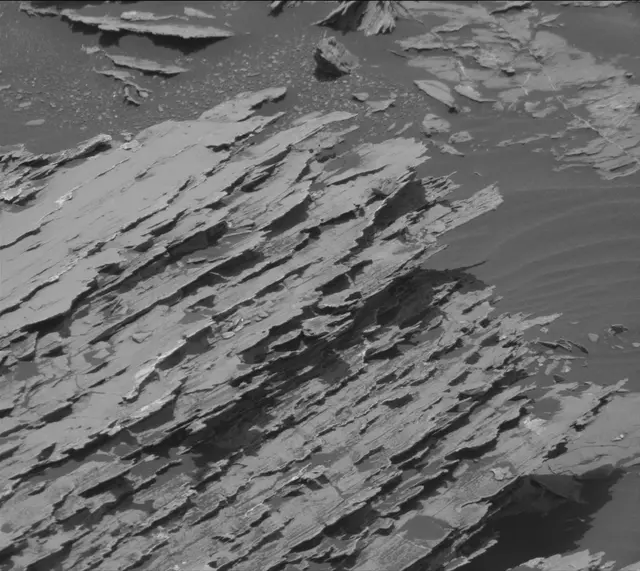 Sol 1719: Mast Camera (Mastcam)