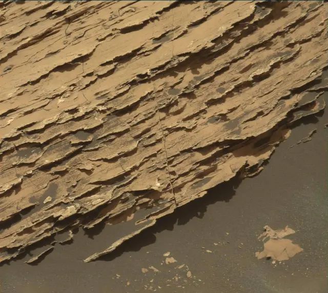Sol 1719: Mast Camera (Mastcam)