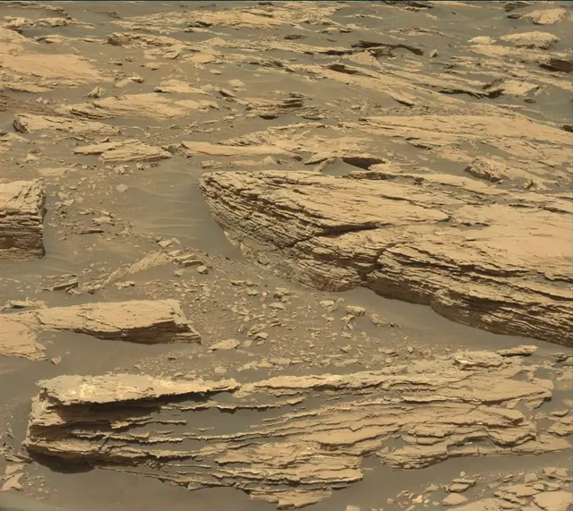 Sol 1721: Mast Camera (Mastcam)
