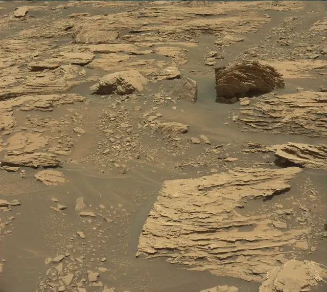 Sol 1721: Mast Camera (Mastcam)
