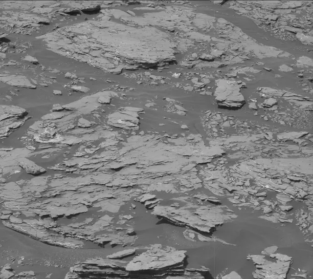 Sol 1724: Mast Camera (Mastcam)