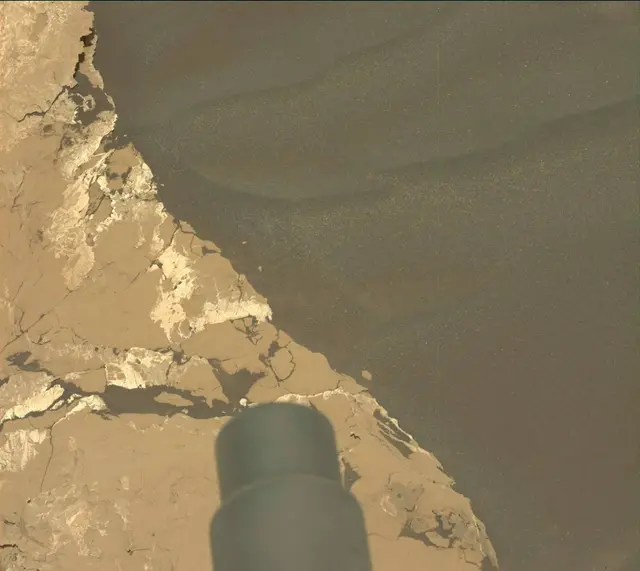 Sol 1724: Mast Camera (Mastcam)