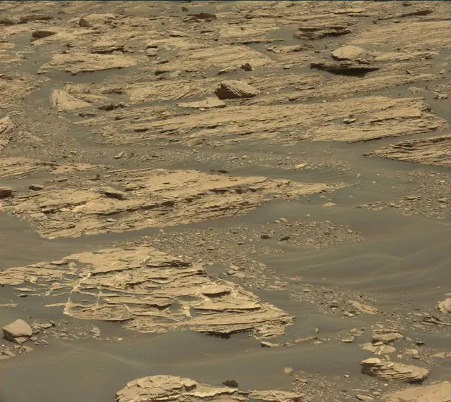 Sol 1726: Mast Camera (Mastcam)