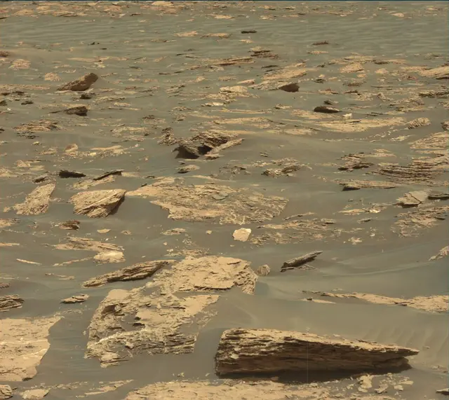 Sol 1726: Mast Camera (Mastcam)